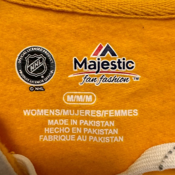 Nashville Predators sweatshirt with shoelace neck Medium - Picture 2 of 4